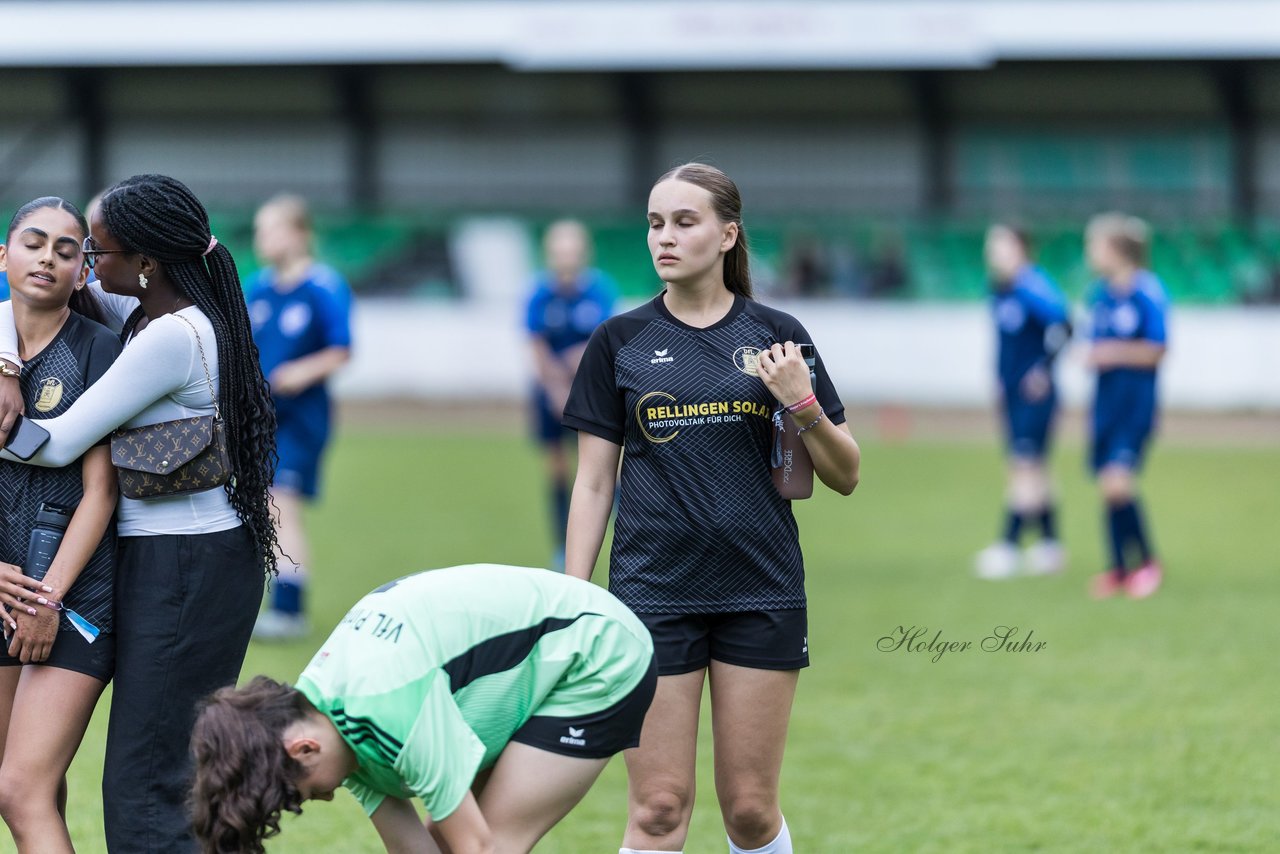 Bild 425 - Loewinnen Cup